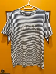 Y【Y6-71】◇ SATURDAYS NEW YORK CITY    サイズM    Tシャツ　紺色/白色　ボーダー　レディースのサムネイル