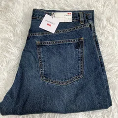 ユニクロ　レギュラーフィットストレートジーンズ➕　タグ付き