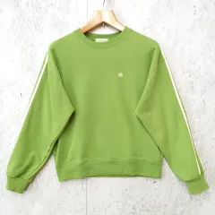 MUHET ミュエータ 袖ライン入り スウェット トレーナー ゆったり ロゴ刺繍 ユニセックス グリーン Mサイズ ◎_〇◇☆のサムネイル