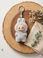 【新品・正規品】LABUBU イニシャル ぬいぐるみキーホルダー 「C」｜ ラブブ