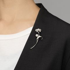ROPÉ パールブーケモチーフ ブローチ - メルカリ