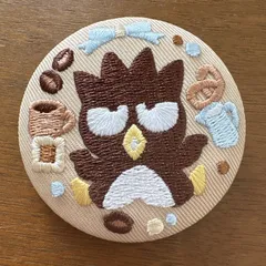 sanrio サンリオ バツ丸 バッドバツ丸 ビスケット 刺繍缶バッジ 食玩