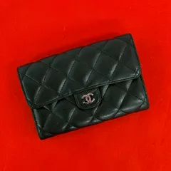 極 美品 シール有 13番台 CHANEL シャネル マトラッセ ココマーク ラムスキン レザー 本革 二つ折り財布 ウォレット ブラック 72367