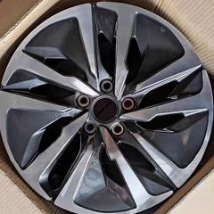 美品〉ヴォクシーモデリスタホイール （キー付ホイールナットセット