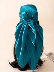 アクセサリー レディース スカーフ 1個 無地ミニマリスト バンダナ スカーフ シルク スクエア 日常生活に最適 バンダナ ヘアバンド ヘッドバンド お洒落なコーディネートに