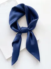 アクセサリー レディース スカーフ 1個 ファッショナブルな無地レディーススクエアスカーフ、多目的ヘッドバンド/ベルト/バッグタイ、バンダナ、ヘアバンド、ヘッドバンドとして使えるバーサタイルアクセサリー、ルックアッ