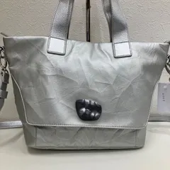 2365　Nananoel　ナナノエル　2way　ショルダーバッグ　ハンドバッグ　トートバッグ　シルバー　メタルボタン　レディース　シンプル　きれいめ　カジュアル　フェイクレザー　ポケット多数のサムネイル