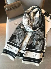 アクセサリー レディース スカーフ 黒と白の両面スカーフ レディース、韓国風 多用途 ショール ラップ 厚手 冬用ネックウォーマー アクセサリー レディース バレンタインデー