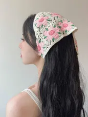 アクセサリー レディース スカーフ フレンチ ヴィンテージ ヘッドスカーフ 1枚、女性用 かわいい 手編みの花柄 ニットトライアングルスカーフ、ハイキング、キャンピングなどのアウトドア活動に適した日よけ・防風アクセ
