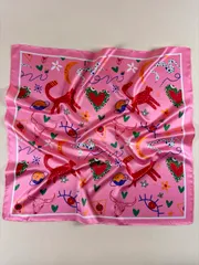 アクセサリー レディース スカーフ 1個 レディース Y2K アイ、ハート、スカル、ヘビ、猫プリント エレガントサテンスカーフ、ドレスに合わせて使えます