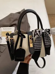 バッグ レディース ハンドルバッグ 1個 リッチテクスチャー 無地 ファッションジッパー付きPUレザーハンドバッグ、スカーフオーナメント付き、日常使いに適しています