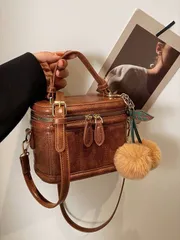 バッグ レディース ハンドルバッグ レトロ スクエア型 ミニ ハンドバッグ ブラウン色 レザー チェリーペンダント付き