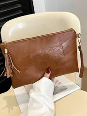 バッグ レディース クラッチバッグ 2026年新作 韓国版 エンベロープバッグ レディースファッション タッセル スプライシング エンベロープ レディースバッグ タッセル ショルダー ハンドバッグ スモールスクエア