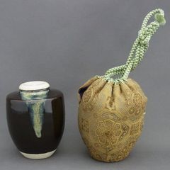 勝龍寺窯 乾伸行造 肩衝茶入 茶道具 - メルカリ