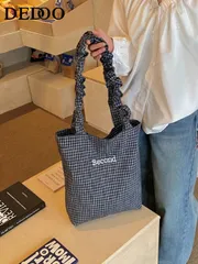 バッグ レディース トートバッグ ドット柄キャンバストートバッグ、大容量折りたたみショルダーバッグ、学生に適しています、ギャザー入りクラウド型巾着デザイン