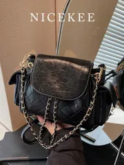 バッグ レディース ショルダーバッグ ファッショナブルなアーガイル柄フラップ式ドローストリングショルダーバッグ、無地レトロマルチポケットメタルチェーンバックパック、ニッチデザインのテクスチャー入りミニマリストモータ