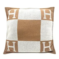 2026年最新】HERMES クッション・座布団の人気アイテム - メルカリ