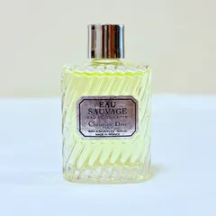 新品未使用　Christian Dior EAU SAUVAGE eau de toilette クリスチャンディオール　オー　ソヴァージュ　オードトワレ　香水　10ml