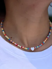 ジュエリー レディース ネックレス 4mmターコイズビーズチョーカー シェル ハート ネックレス レディース ヨガ ビーズ ボヘミアン Y2Kジュエリー アクセサリー