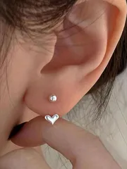 ジュエリー レディース イヤーアクセサリー 創造的な繊細なS925スターリングシルバー非対称的なシリンダー、ハート、幾何学ビーズジュエリーピアス、中空の蝶とボールのスタッド