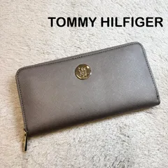 【美品】TOMMY HILFIGER トミー 長財布 ラウンドファスナー レザーのサムネイル