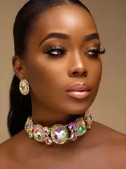 ジュエリー レディース セット 幾何学模様 カラー クリスタル ネックレスセット ピアス 2点セット、大きなラウンド ネックレス&ピアスセット、エレガントな ボヘミアン スタイル ラウンド クリスタル ジュエリーセ