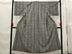 木綿・手紡ぎ手織・山陰絣単衣着物・藍染 - メルカリ