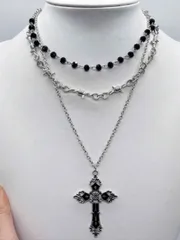 ジュエリー レディース ネックレス セット レトロゴシック調ダーク高級パンククロス&トゥーンネックレス3点セット、ビーズチョーカー、ボヘミアンメタリックネックレス、レディース用