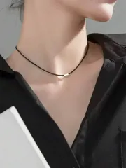 ジュエリー レディース ネックレス 1個 多用途 ヴィンテージスタイル マットブラック ロウ引きコード ステンレススチール長方形メタルチョーカーネックレス、変色しない、デイリーウェア、パーティー、晩餐会、バレンタイ