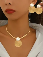 ジュエリー レディース セット 3点セット 新作エレガントネックレス+ピアスジュエリー、ファッショナブルなゴールドフラットスネークチェーン、幾何学的ならせんと丸型ペンダントデザイン、チョーカーネックレス デイリー、