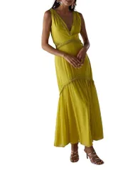 ウエアハウス レディース トップス ワンピース シフォン カットアウト マキシ フリンジ Warehouse Chiffon Fringe Trim Cut Out Maxi Dress Chartrのサムネイル