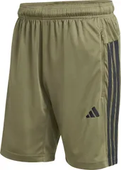 アディダス adidas ワークアウト エッセンシャル ベース3ストライプ ピケ ショート 9インチ ショーツ パンツ 半ズボン ボトムス レギュラーフィット 通気性 軽量 ランニング  CH737 KC8165 オリーブストレータ/