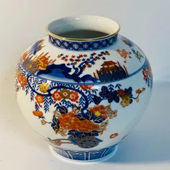 有田焼 哲山 花瓶 花柄 花器 華道 花道 お花 和柄 生け花 ③ 送料込み フォロー割 クーポンご利用可能 お値引き交渉可能 一点限り