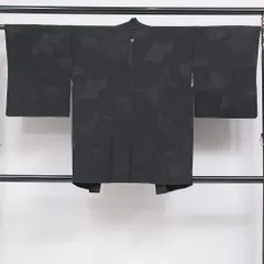 黒羽織 袷 身丈82cm 裄丈65cm 正絹 Sランク 一つ紋（中陰蔦） セミフォーマル Mサイズ 紐あり 創作柄 シック 控え目 黒系 RP 1233-16835