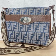 美品□フェンディ セレリア ズッカ柄 ショルダーバッグ ロゴプレート 