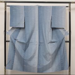 E 美品 夏物 ちらし模様 湊鼠色 小紋 正絹 薄物 絽 紗 着物 K5 - メルカリ