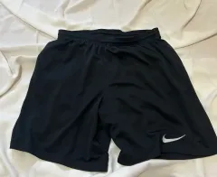 ナイキ ブラック ハーフパンツ L (106)