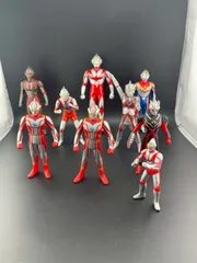 【中古品】9点セット　ウルトラマンシリーズ　円谷プロ　BANDAI  フィギュア　ミニサイズ　美品