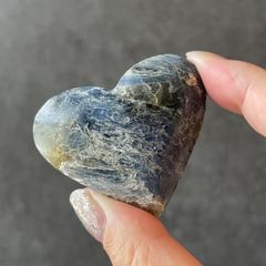 美品 セレスタイト ハート 原石 426g 横7.5cmクラスター 天然石 置物