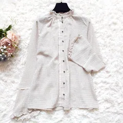 美品 イエナ ラブークル IENA La Boucle ブライトサッカーブラウス シャドーチェック ドット フリル フレアスリーブ シアー ベージュのサムネイル