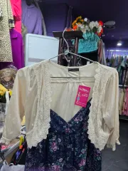 axes femme 新 サテン ストレッチ クロップド ボレロ (55)
