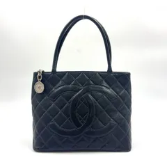 CHANEL ココマーク 復刻 シリアル番号6番台 キャビアスキン ブラック トートバッグ  シルバー A01804のサムネイル
