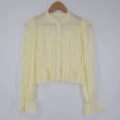 淡いイエローのレースブラウス シャーリング クロップドトップス