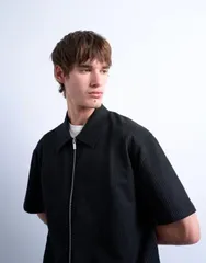 トップマン メンズ トップス ポロシャツ オーバーサイズフィット シャツ Topman oversized fit seersucker zip up shirt Black ブラックのサムネイル