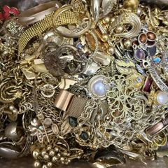 アクセサリーまとめ売り 遺品、整理品、ジャンク品 約20.3kg ① - メルカリ