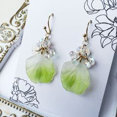 ≪336 グリーン≫レジンピアス 550円 - メルカリ