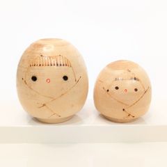 山中三平 作 こけし 親子 7.5cm/5.5cm ペア 置物 伝統工芸 - メルカリ