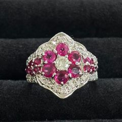 pohchies。天然ルビー 3.29.1.29ct ダイヤ Pt900 pohchies様専用。天然ルビー 3.29.1.29ct ダイヤ Pt900 - メルカリ