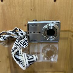 訳あり特価】オリンパス FE-330 動作OK！充電器付 すぐに使えるセット