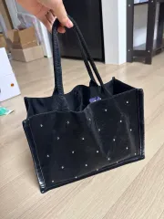 ブラック スタッズ 装飾 トートバッグ